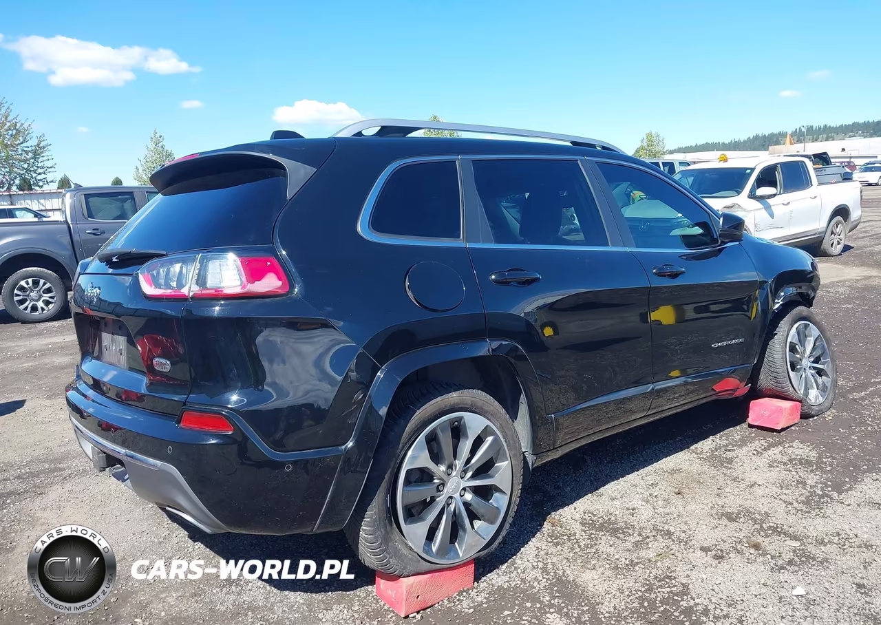 2019 Jeep Cherokee Overland 4X4 VIN:1C4PJMJN3KD254035 - 4