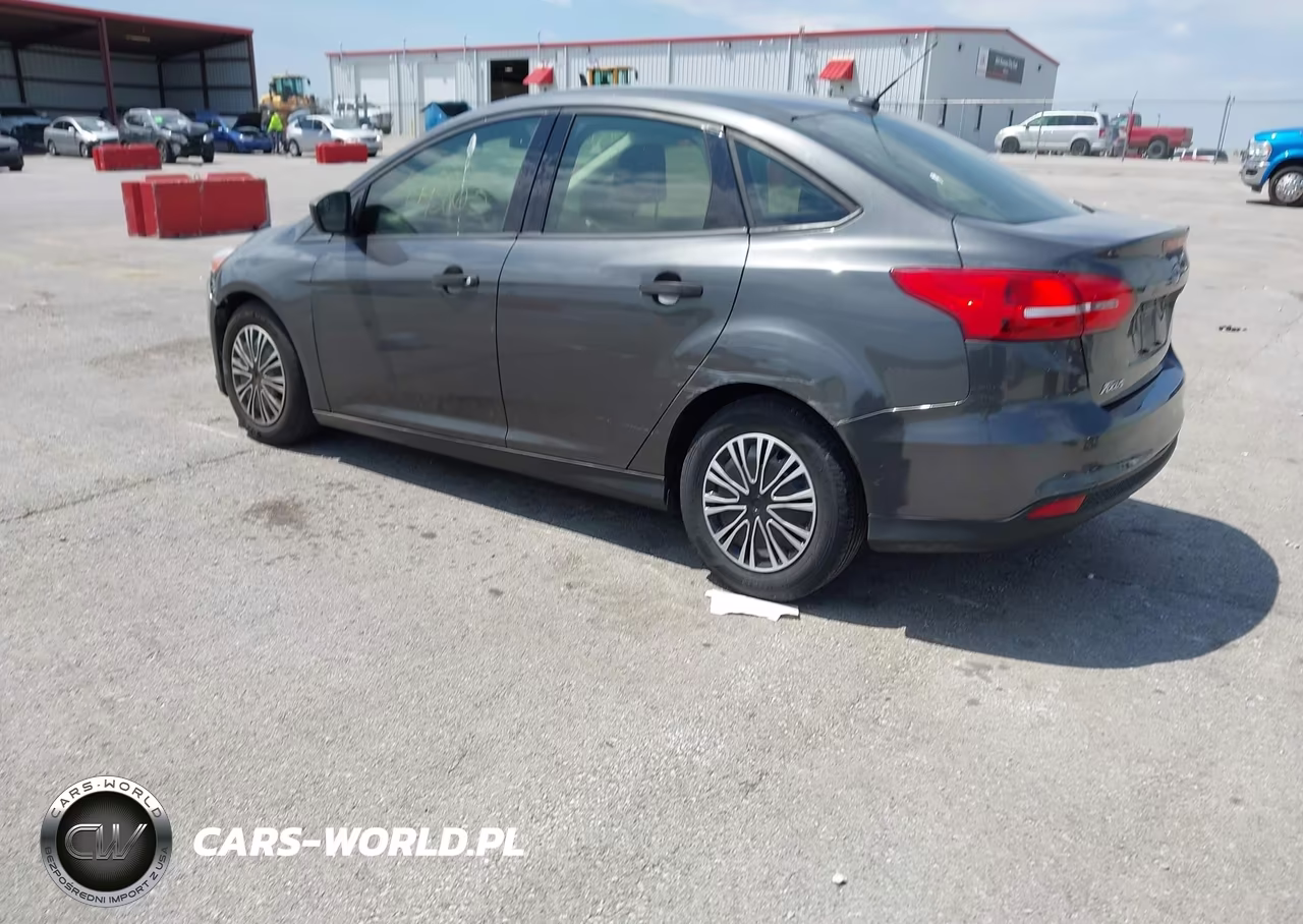 2017 Ford Focus S VIN:1FADP3E22HL205411 - 3