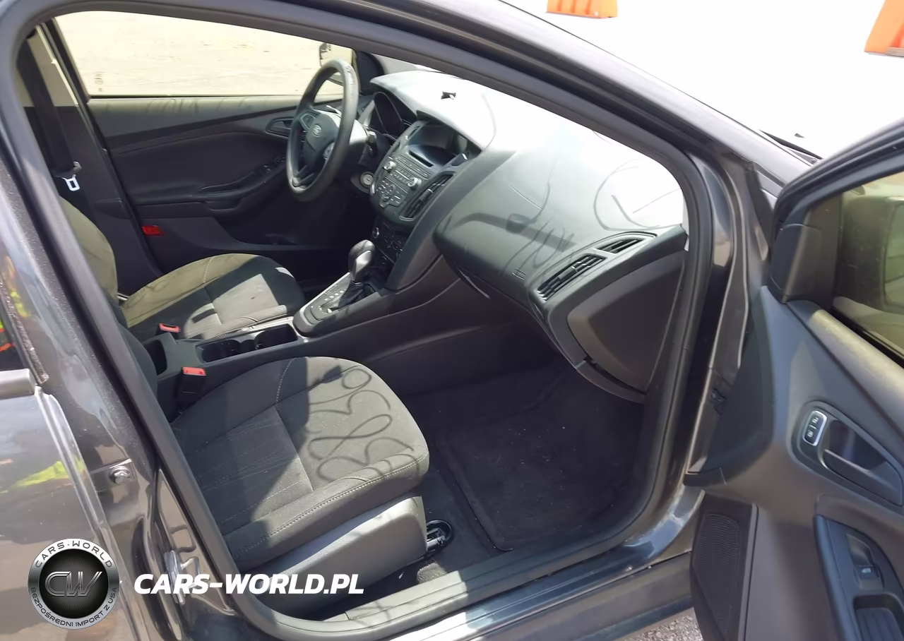 2017 Ford Focus S VIN:1FADP3E22HL205411 - 5