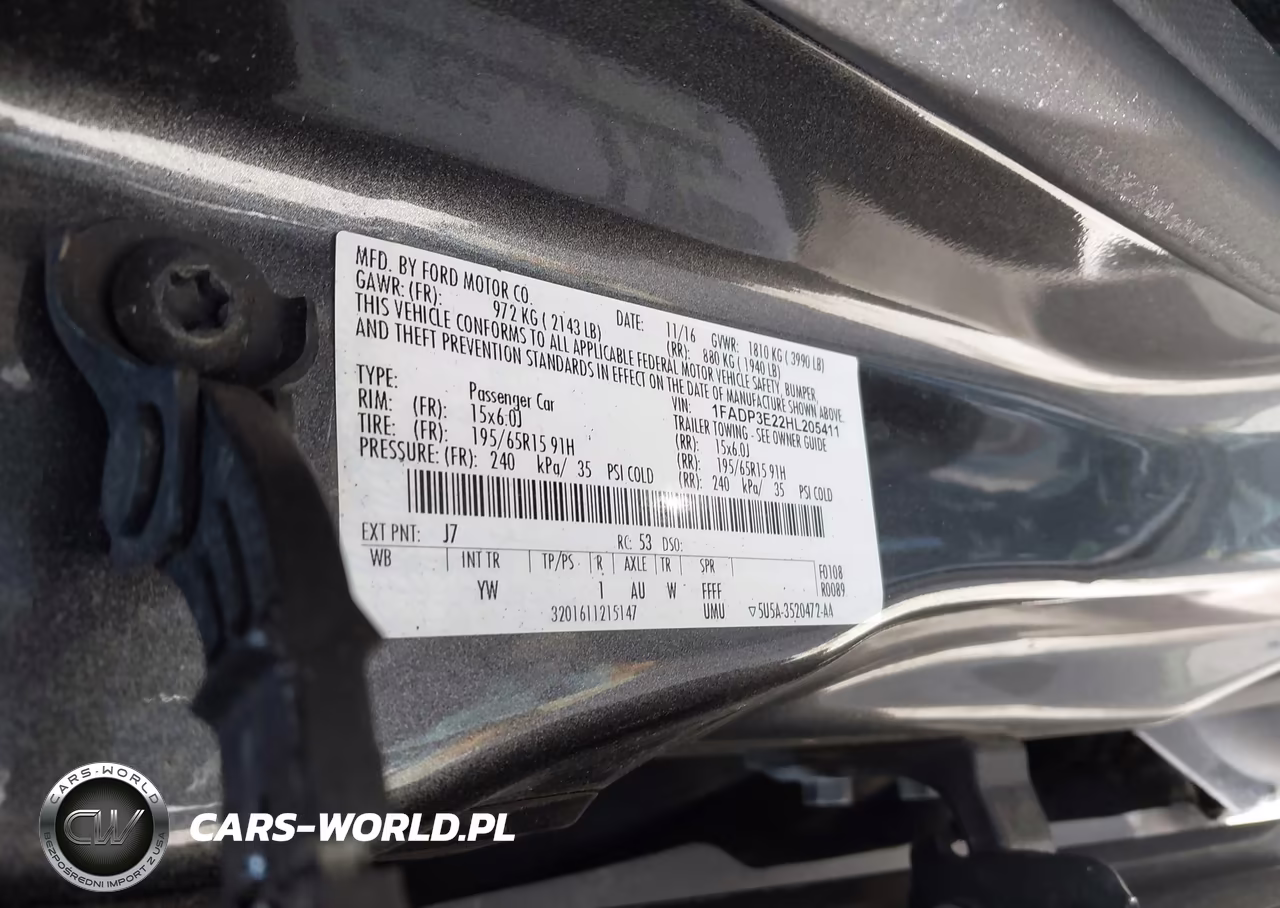 2017 Ford Focus S VIN:1FADP3E22HL205411 - 9