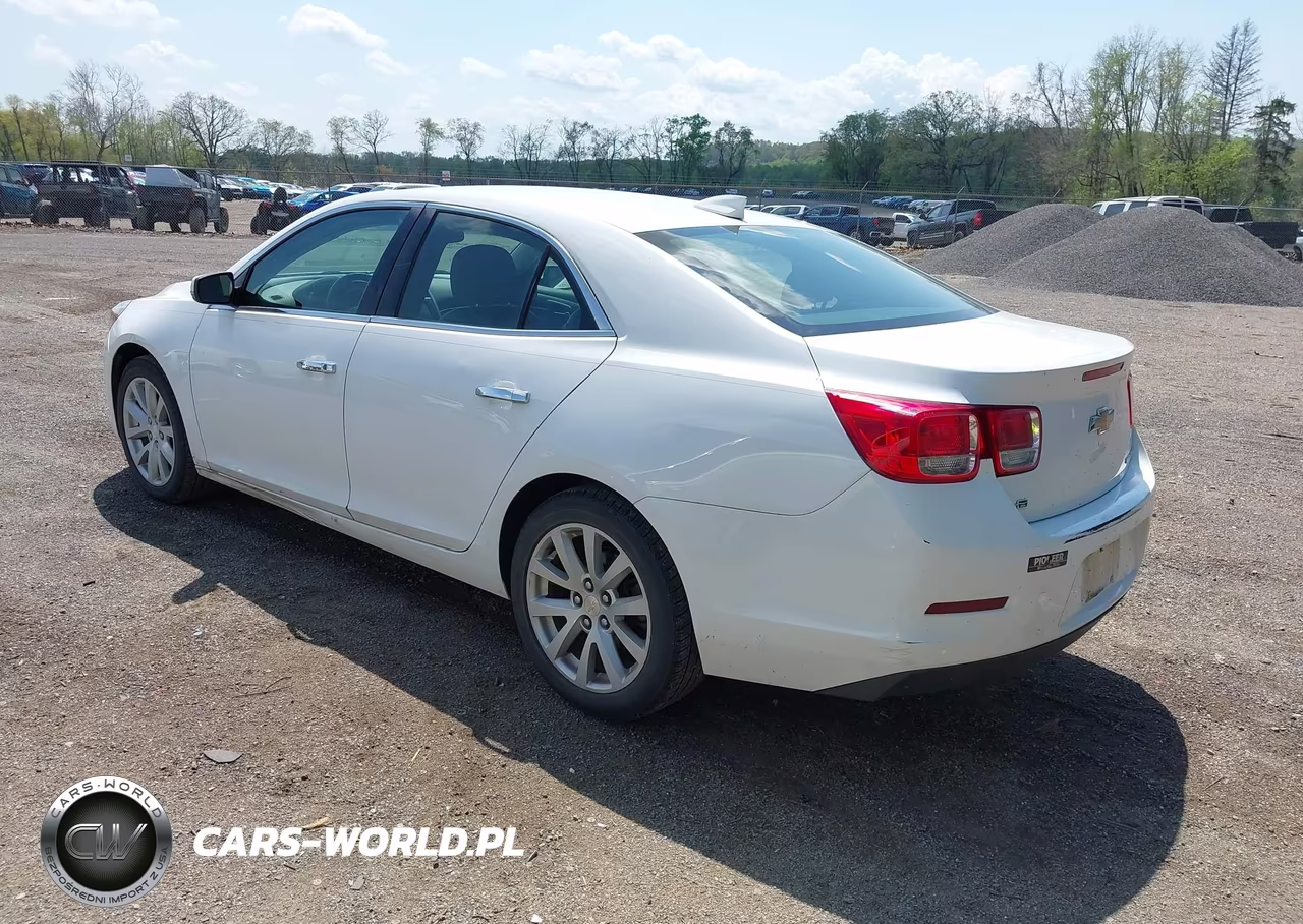 2015 Chevrolet Malibu 2Lt VIN:1G11D5SL6FF164090 - 3