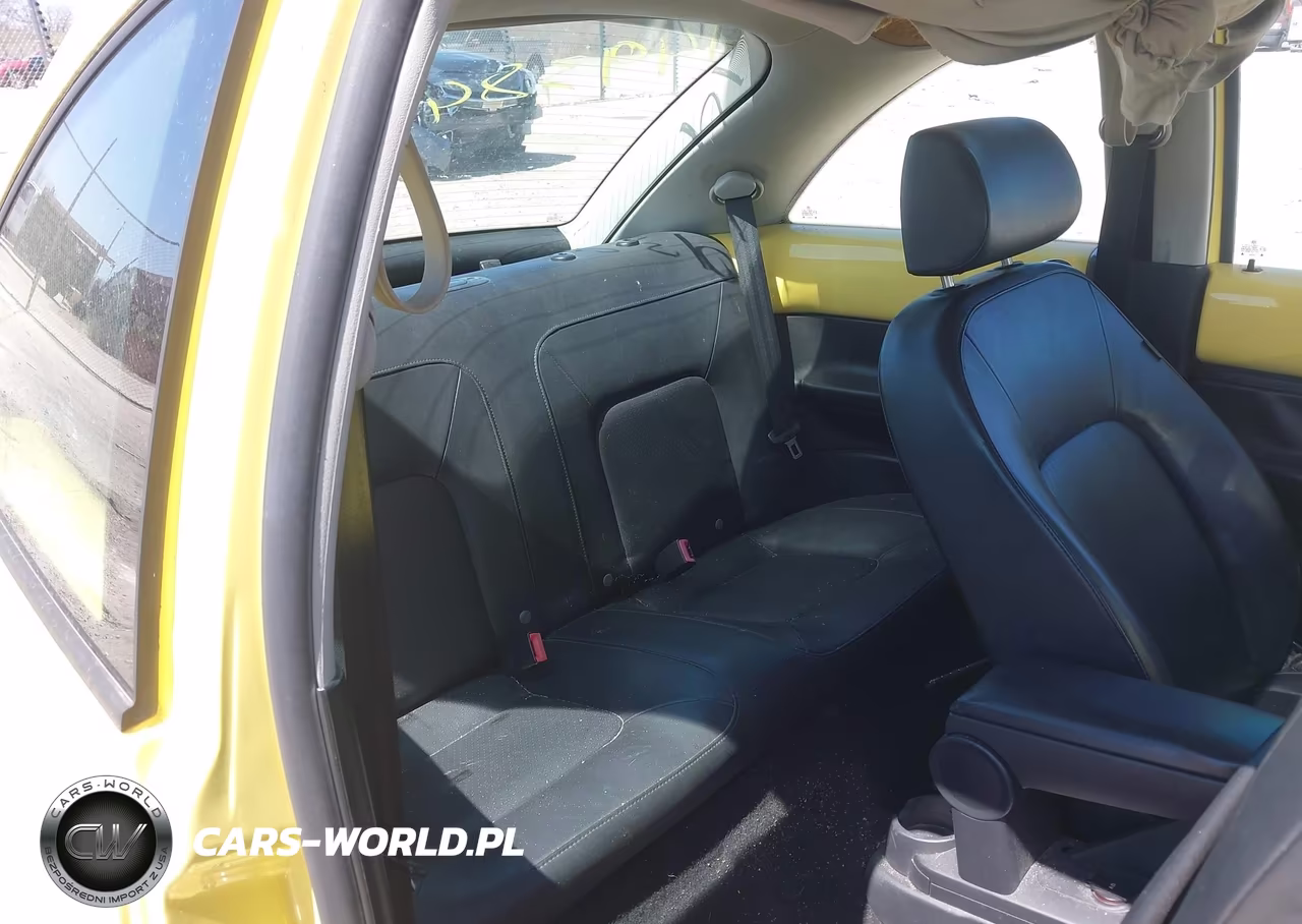 2008 Volkswagen New Beetle S VIN:3VWRG31C58M517992 - 8