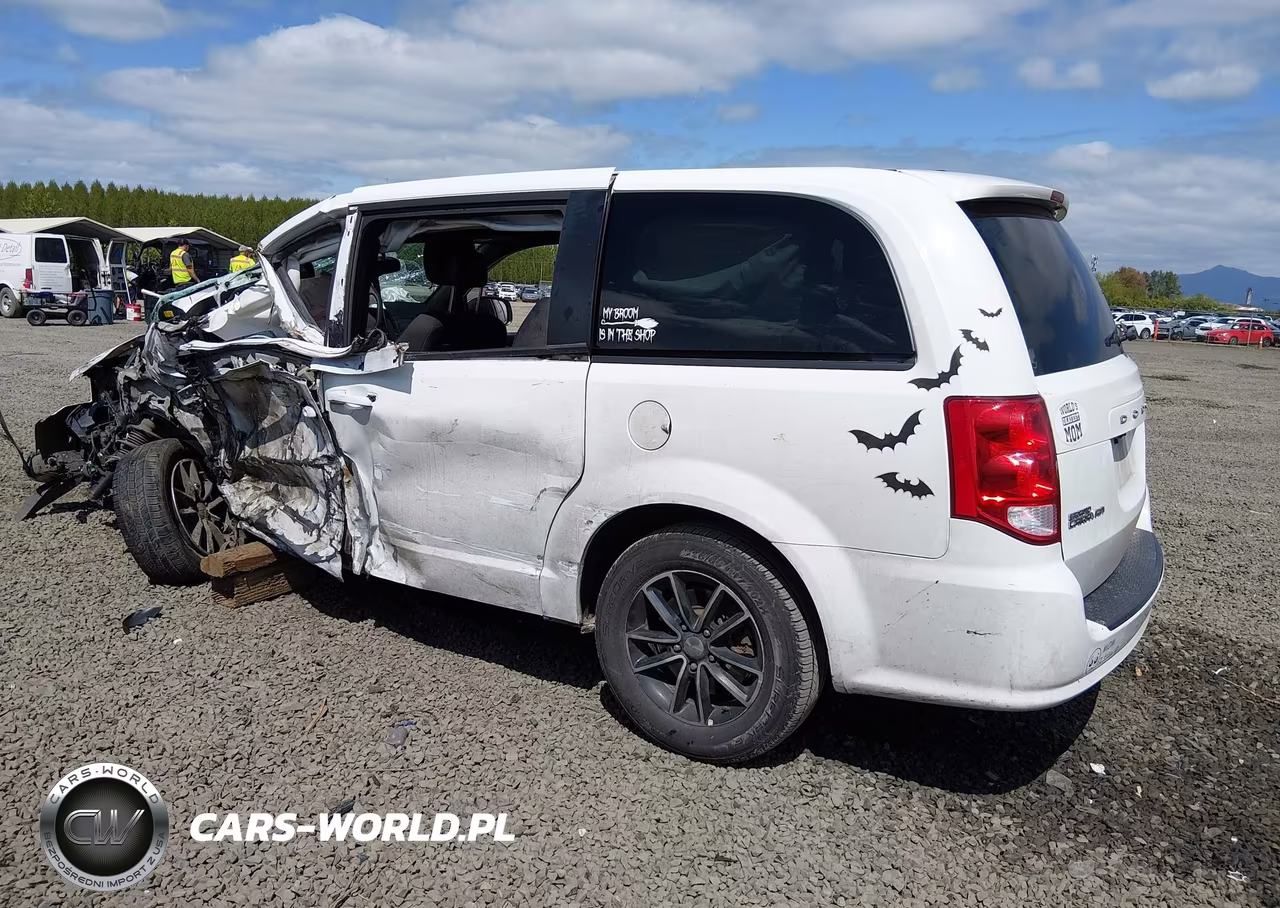 2018 Dodge Grand Caravan Se Plus VIN:2C4RDGBGXJR202382 - 3