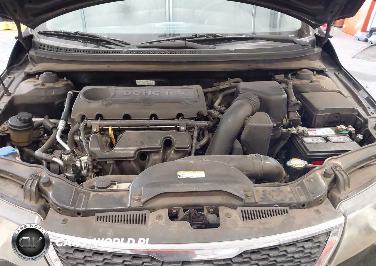 2012 Kia Forte Lx VIN:KNAFT4A23C5579756 - 10