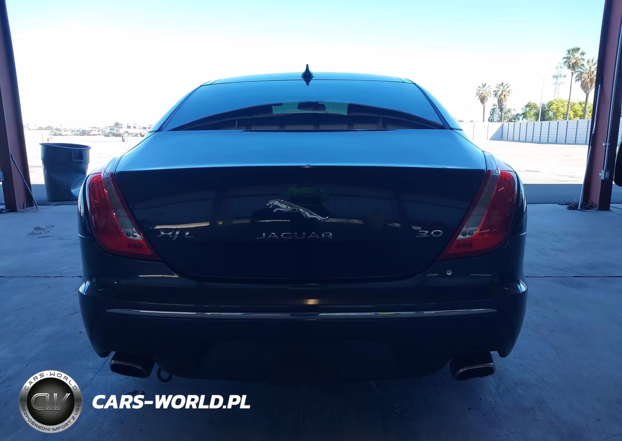 2014 Jaguar Xj Xjl Portfolio VIN:SAJWA2GZ4E8V63571 - 17