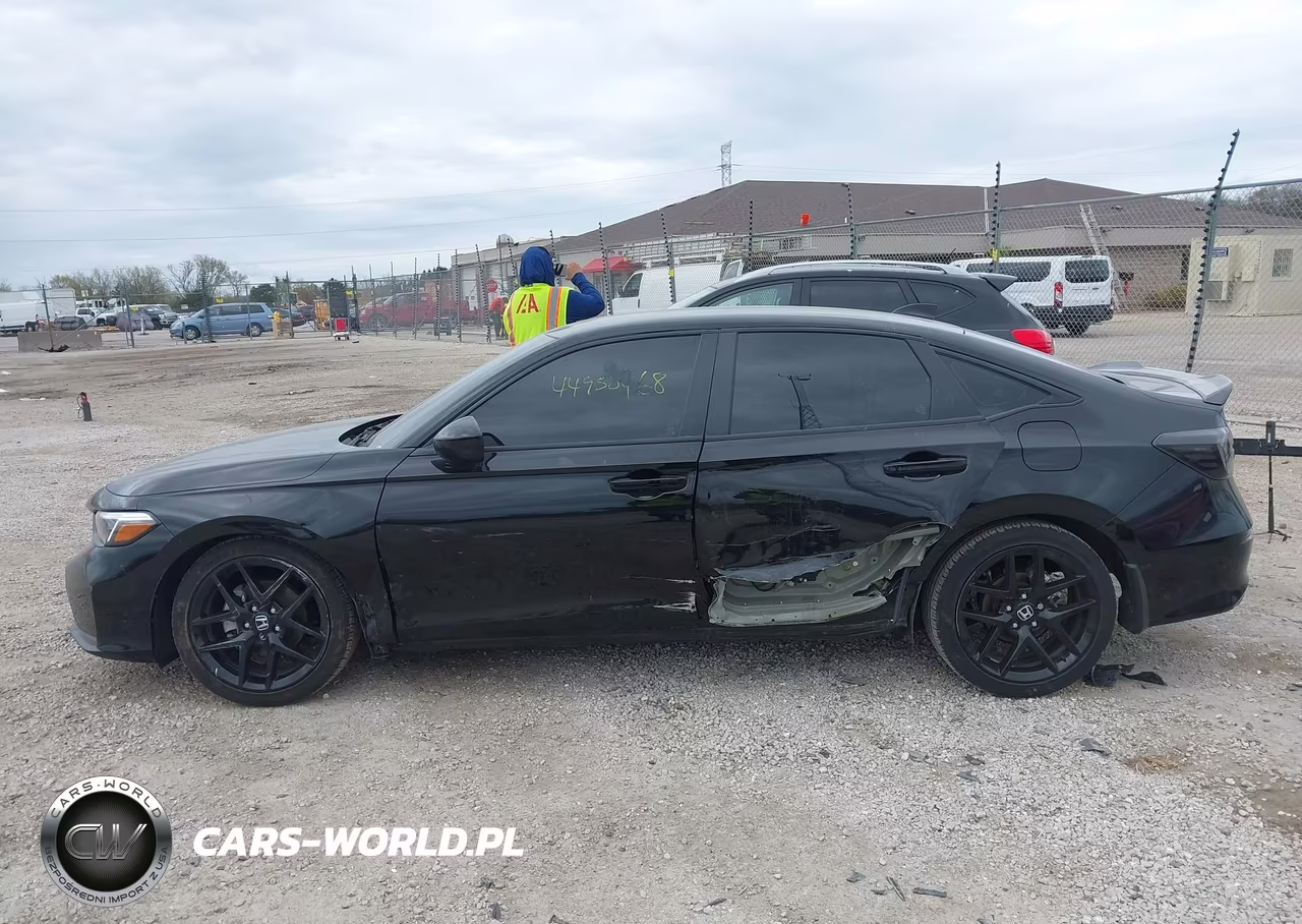 2025 Honda Civic Sport VIN:2HGFE2F52SH546079 - 14