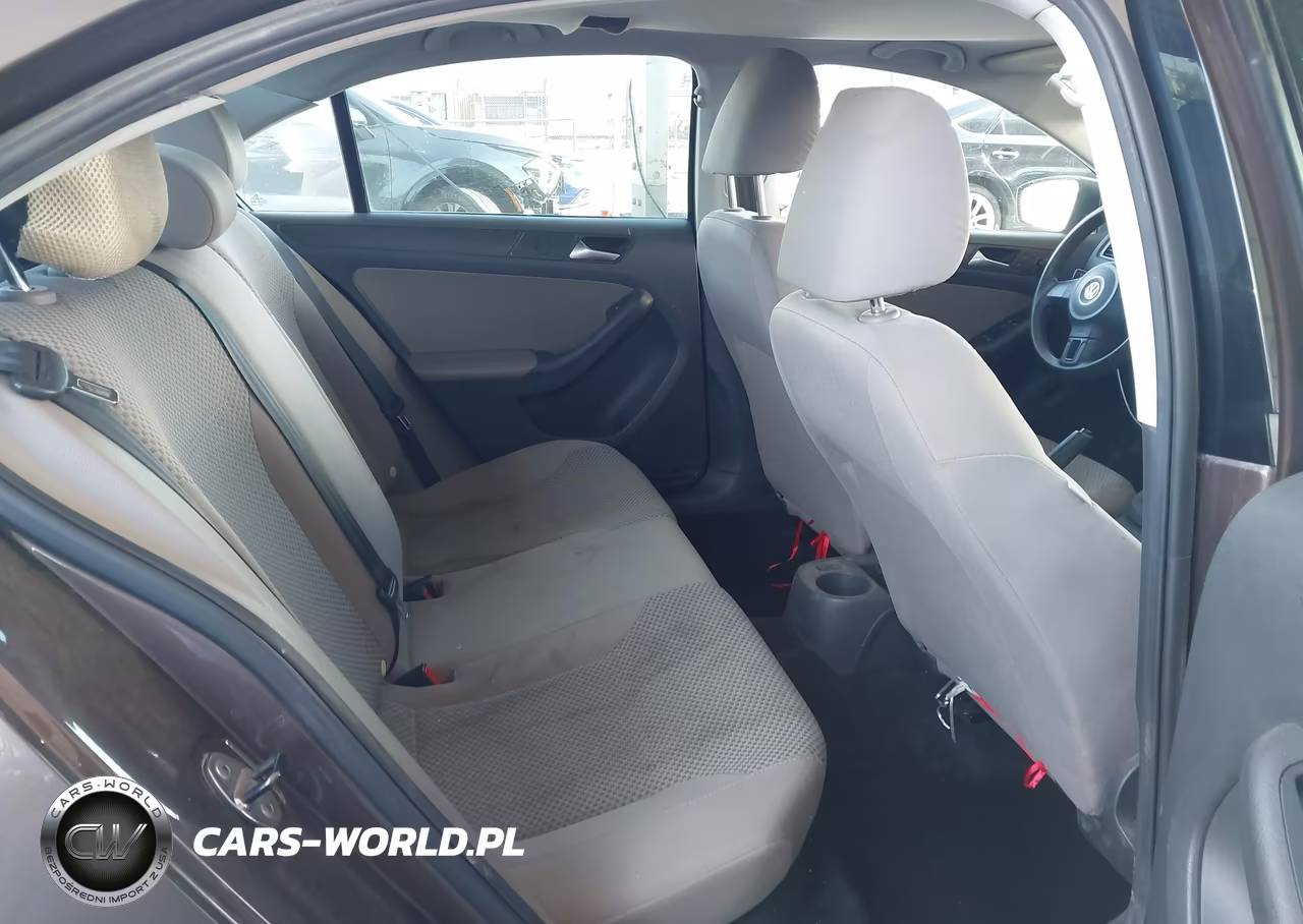 2013 Volkswagen Jetta 2.0L S VIN:3VW1K7AJXDM389986 - 8