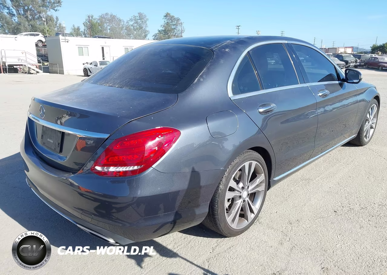 2016 Mercedes-Benz C 300 VIN:55SWF4JB9GU154541 - 4
