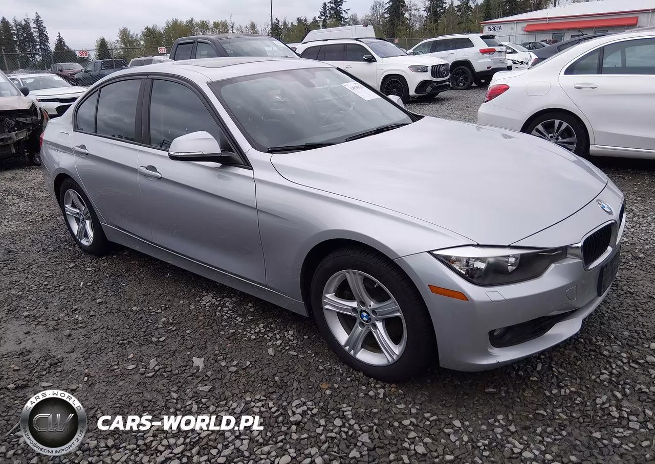 2013 BMW 328I xDrive – zdjęcie 1 z 16