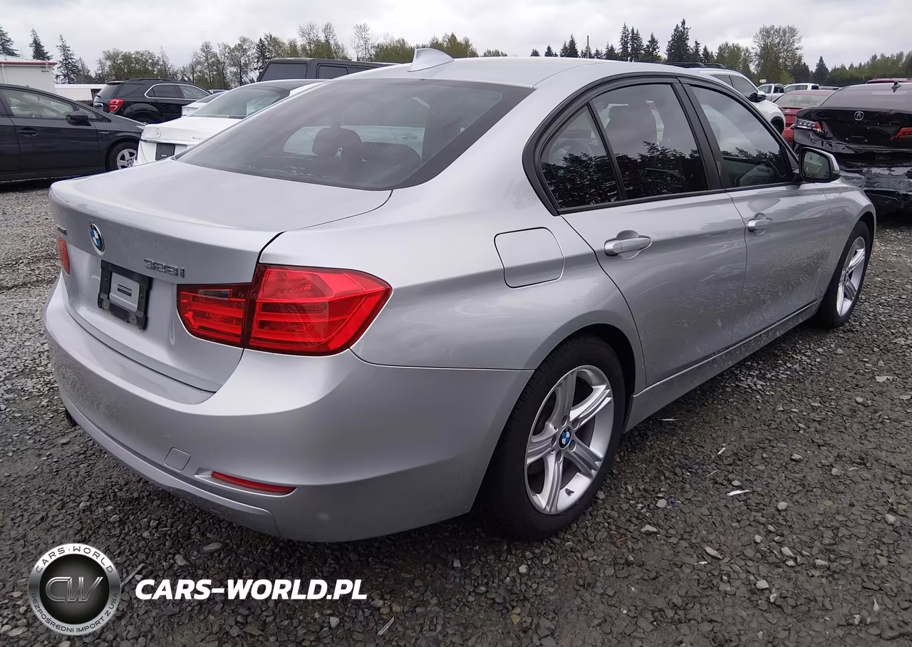 2013 BMW 328I xDrive VIN:WBA3B5G58DNP40472 - 4