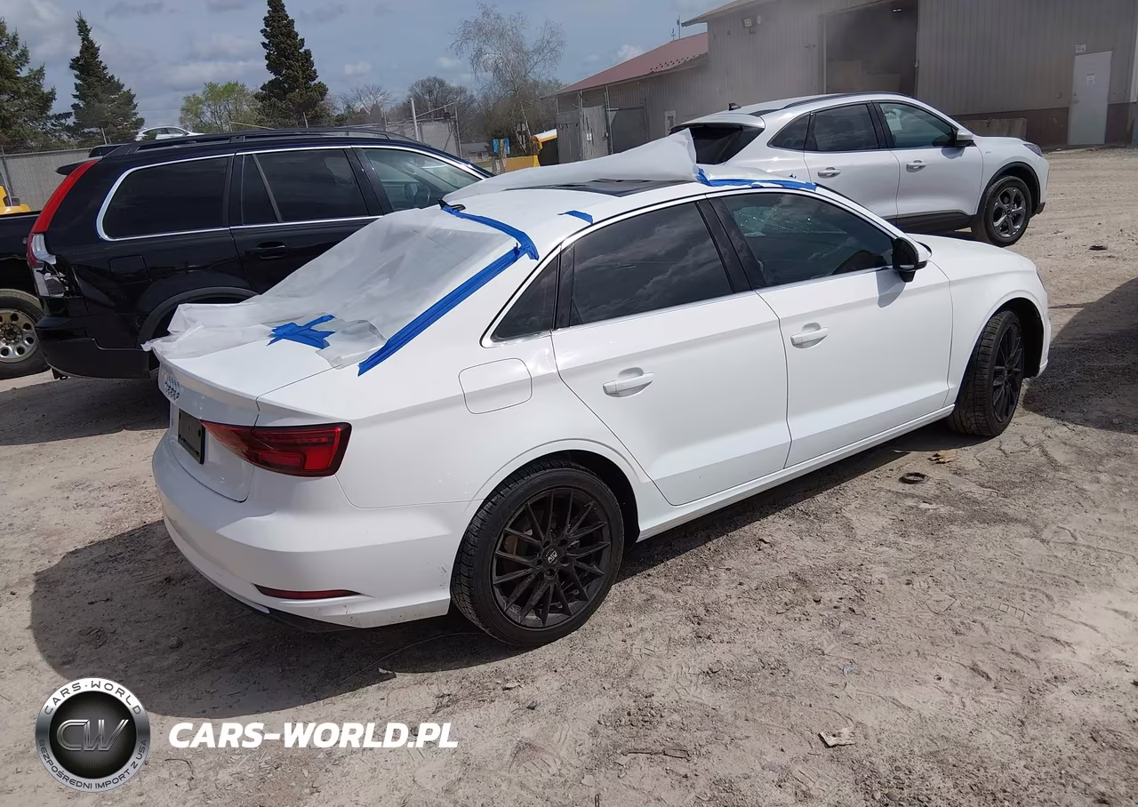2019 Audi A3 40 Premium-40 Titanium Premium VIN:WAUAUGFF6KA073803 - 4