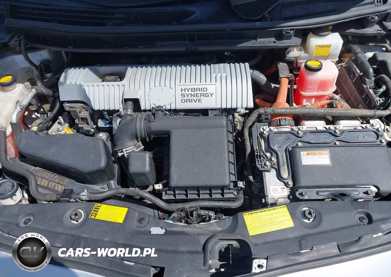 2013 Toyota Prius Three VIN:JTDKN3DU7D5680108 - 10