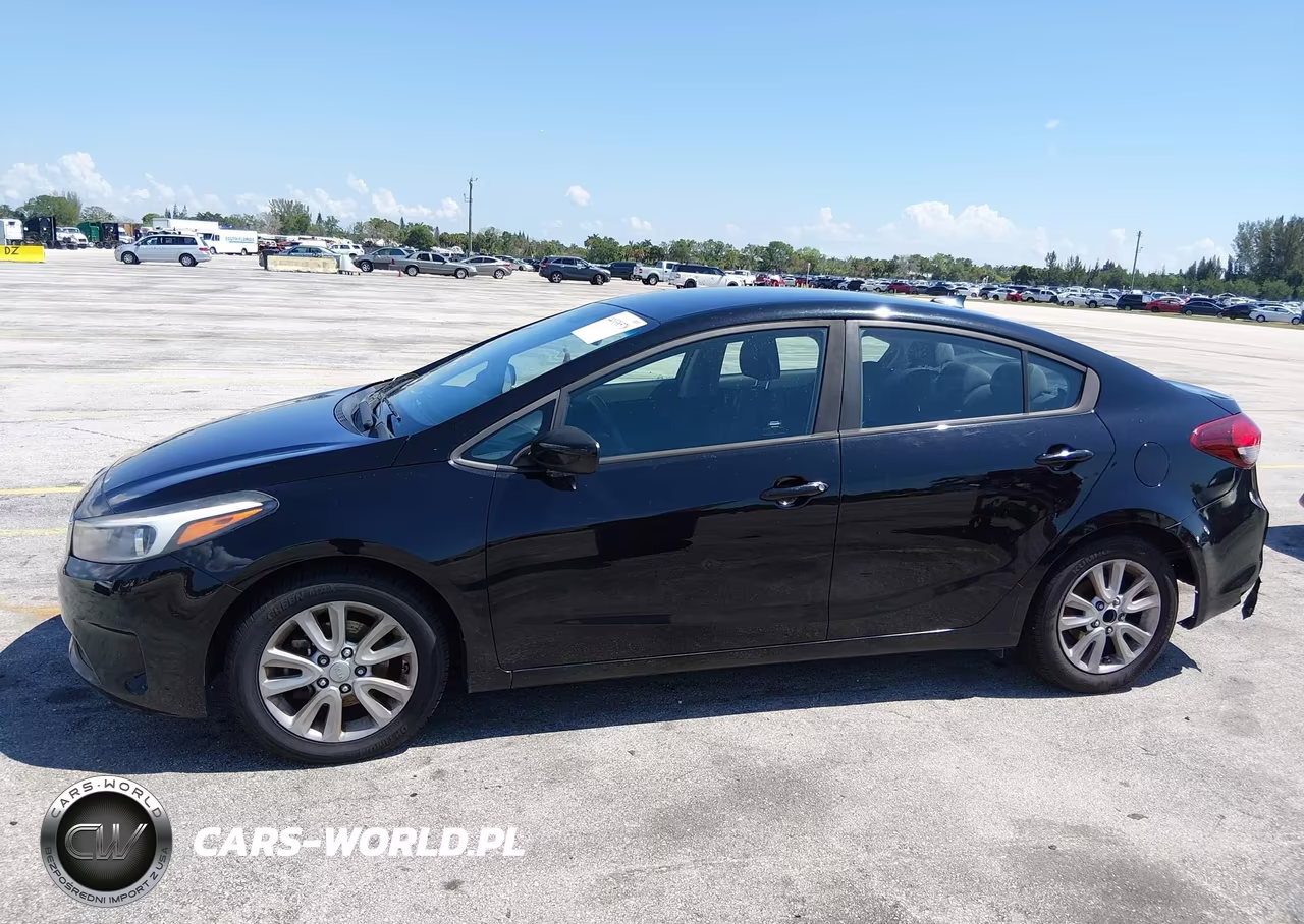 2018 Kia Forte Lx VIN:3KPFL4A72JE272434 - 14