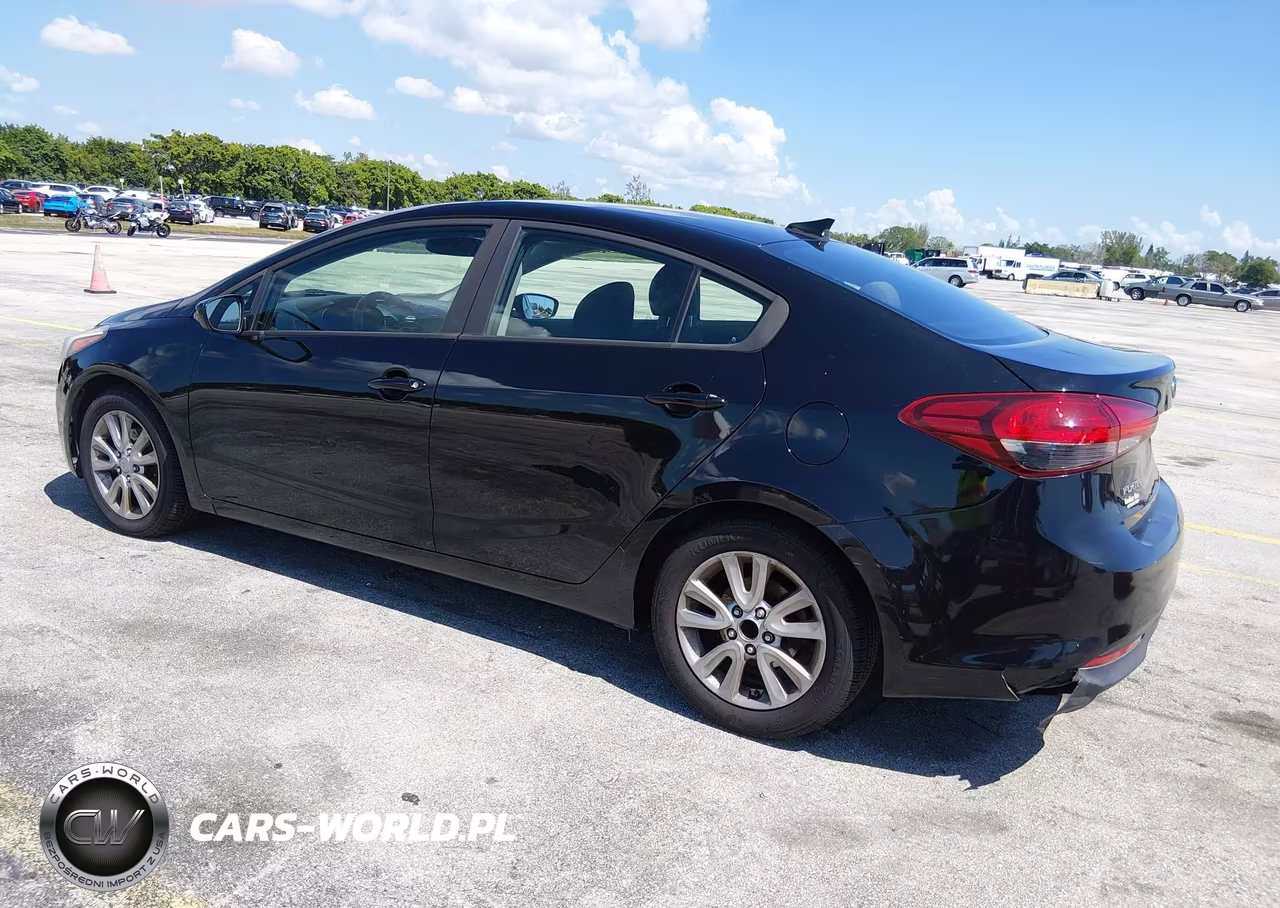 2018 Kia Forte Lx VIN:3KPFL4A72JE272434 - 3