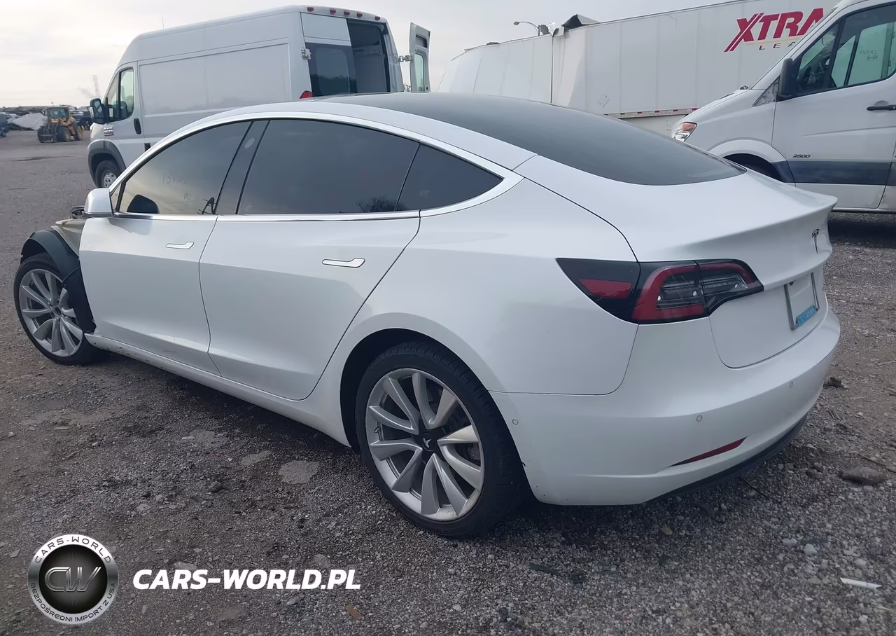 2018 Tesla Model 3 Long Range-Performance VIN:5YJ3E1EB3JF067547 - 3