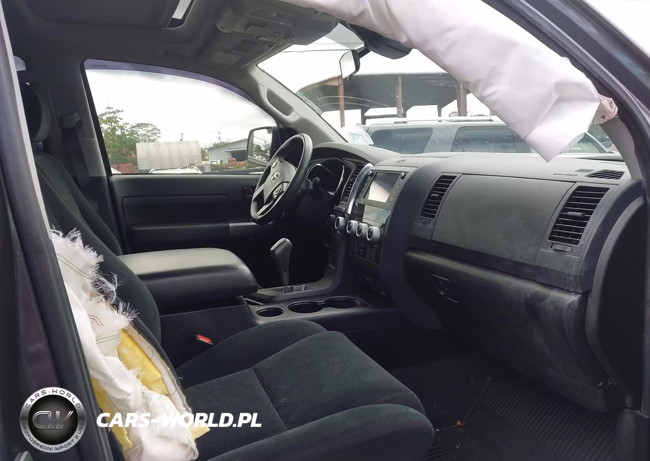 2020 Toyota Sequoia Sr5 VIN:5TDBY5G15LS179781 - 5