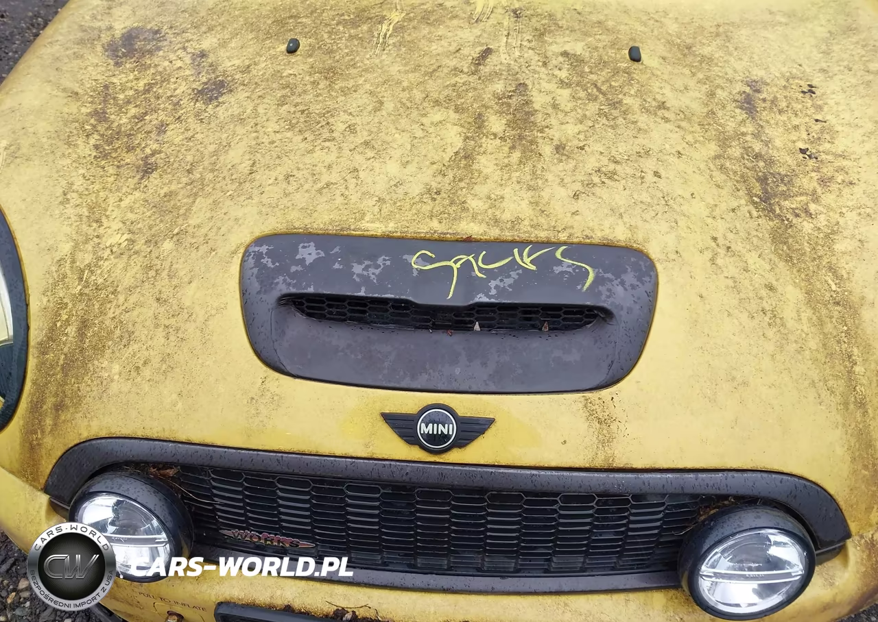 2008 Mini Cooper S VIN:WMWMF735X8TT92315 - 10