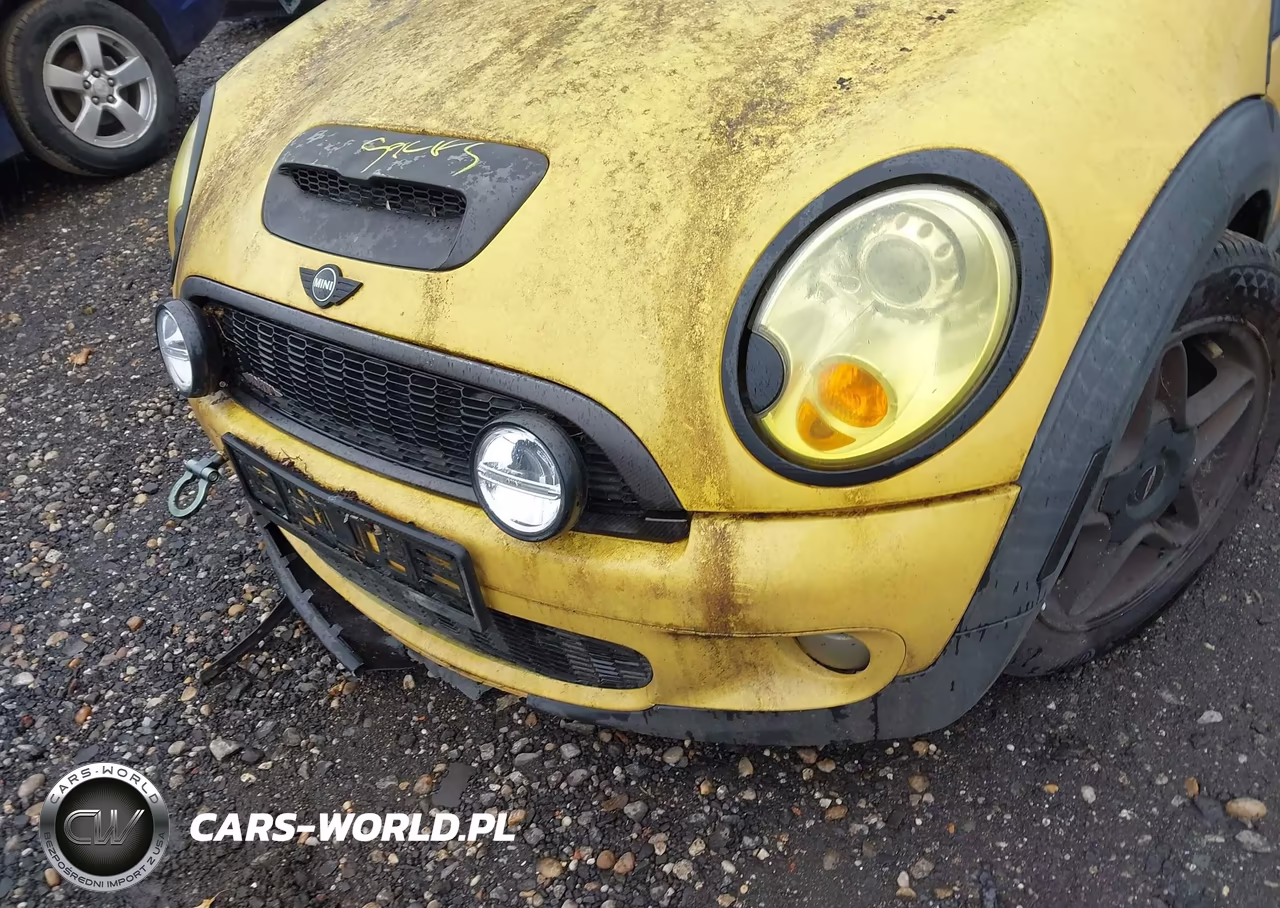 2008 Mini Cooper S VIN:WMWMF735X8TT92315 - 6