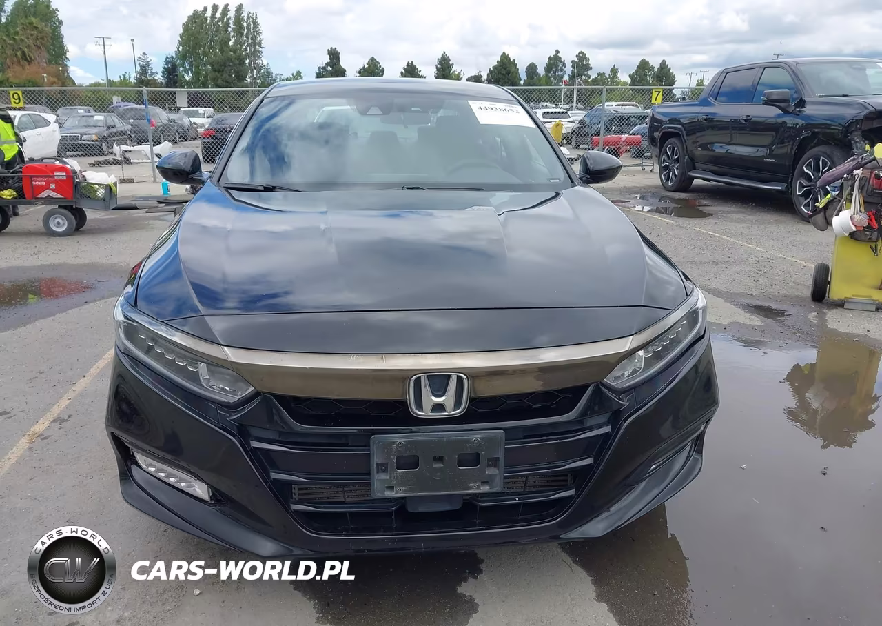 2018 Honda Accord Sport VIN:1HGCV1F34JA183390 - 12