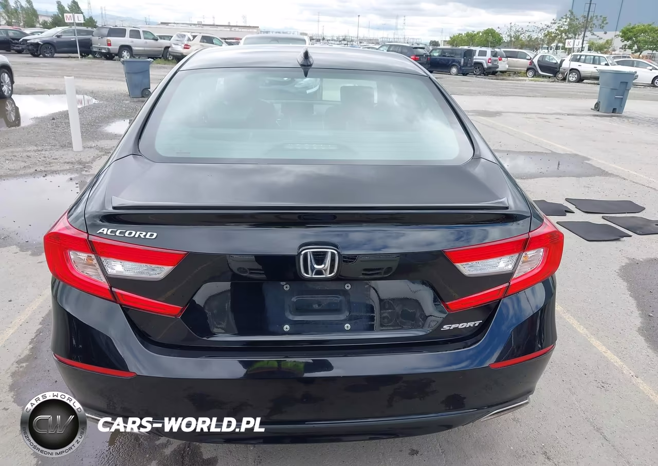 2018 Honda Accord Sport VIN:1HGCV1F34JA183390 - 16