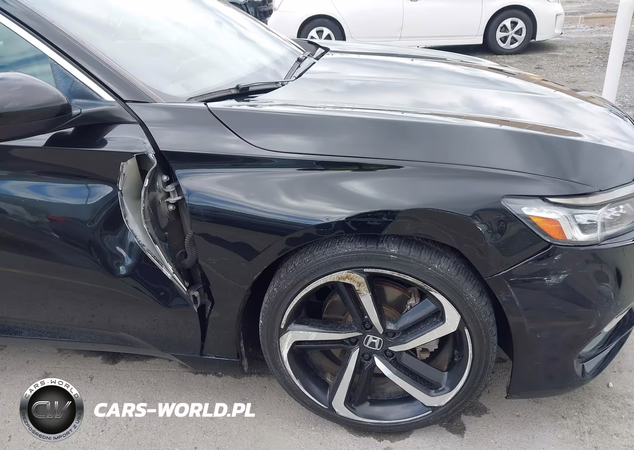 2018 Honda Accord Sport VIN:1HGCV1F34JA183390 - 6