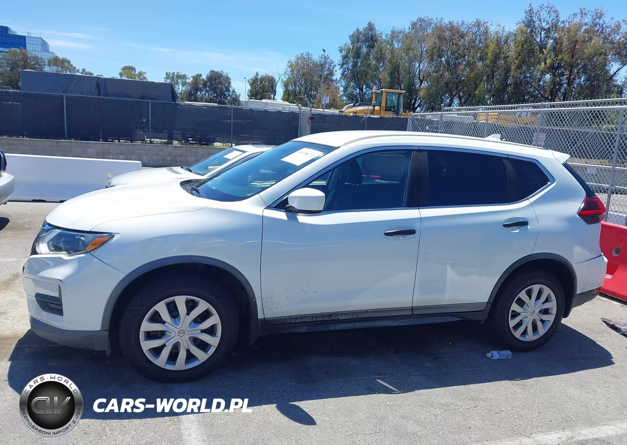 2018 Nissan Rogue S VIN:KNMAT2MT8JP588380 - 14