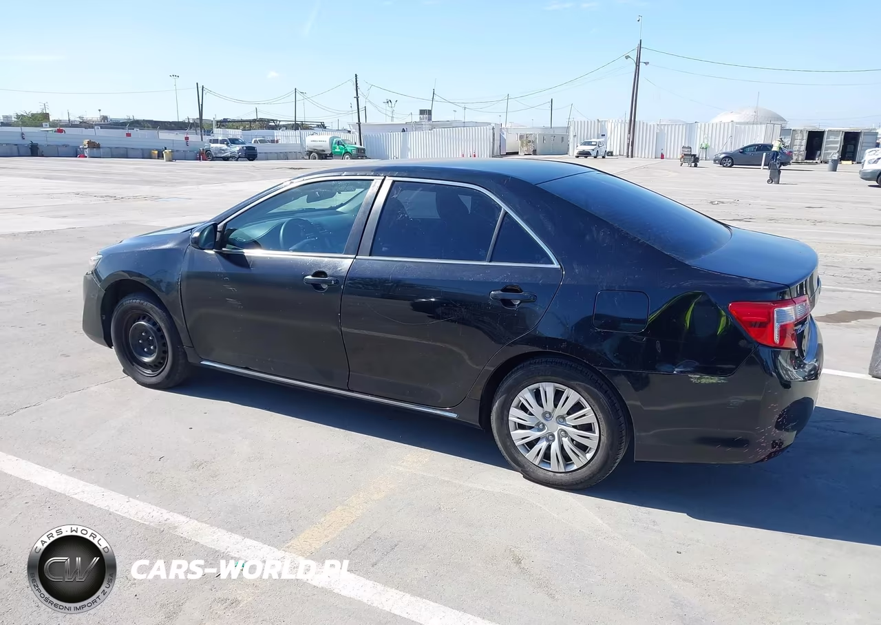 2014 Toyota Camry Le VIN:4T1BF1FK1EU850771 - 15