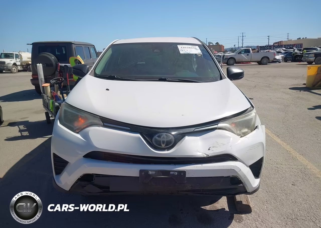 2018 Toyota Rav4 Le VIN:2T3ZFREV3JW486847 - 13