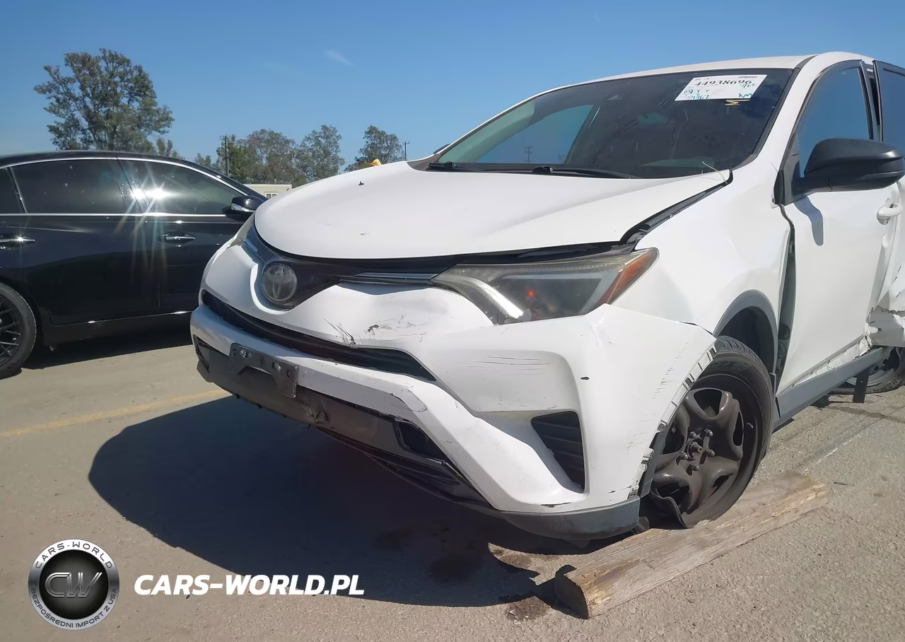 2018 Toyota Rav4 Le VIN:2T3ZFREV3JW486847 - 18