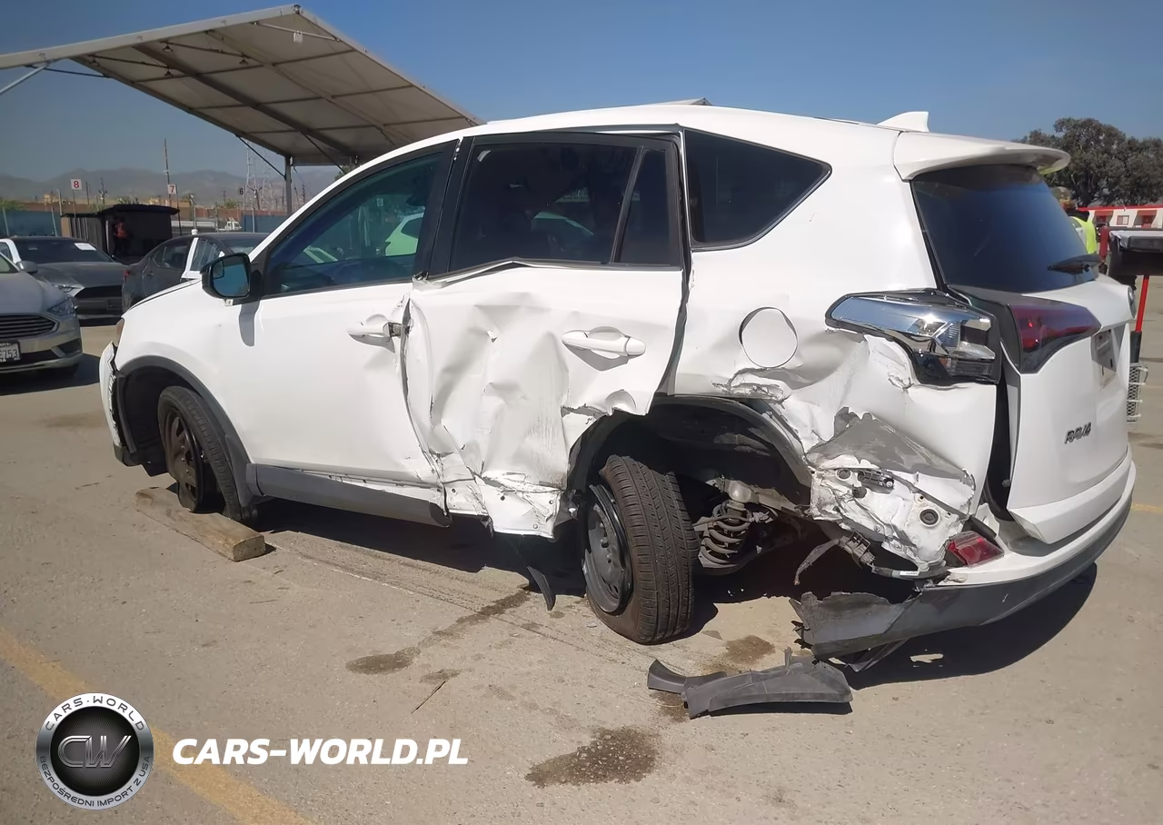 2018 Toyota Rav4 Le VIN:2T3ZFREV3JW486847 - 6