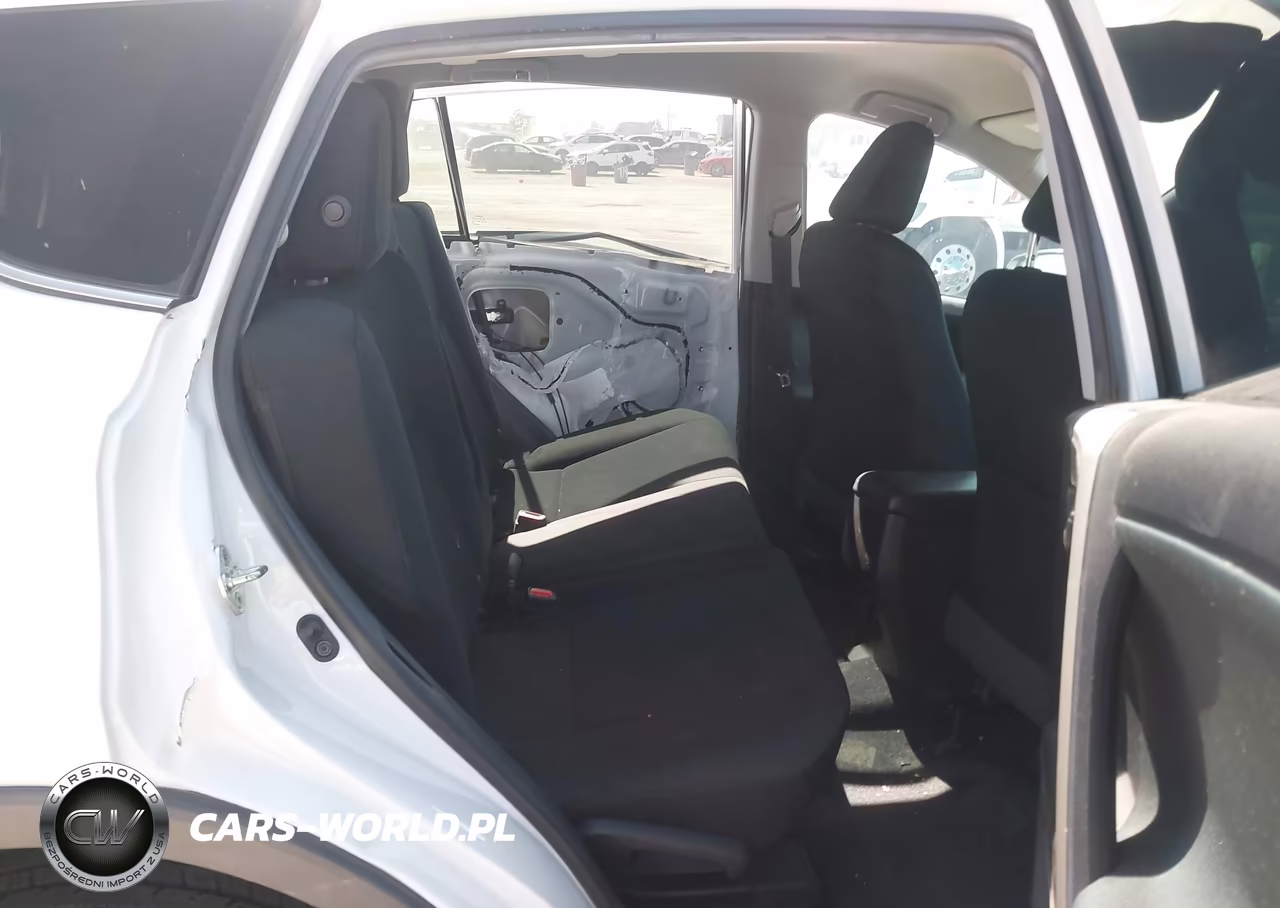 2018 Toyota Rav4 Le VIN:2T3ZFREV3JW486847 - 8