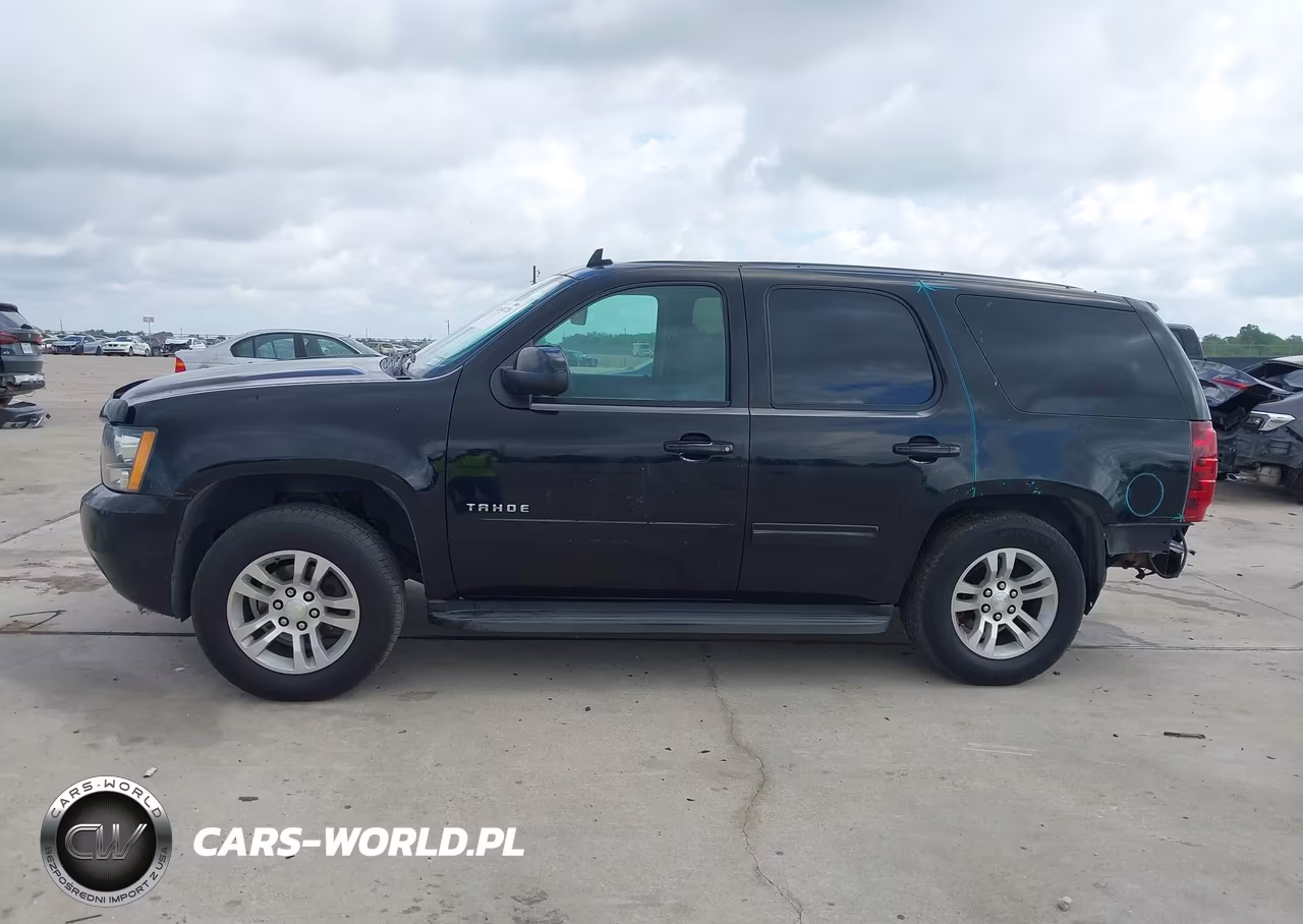 2012 Chevrolet Tahoe Ls VIN:1GNSCAE0XCR172252 - 14