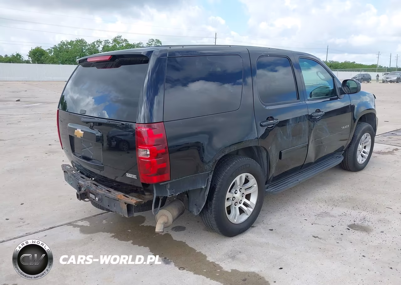 2012 Chevrolet Tahoe Ls VIN:1GNSCAE0XCR172252 - 4