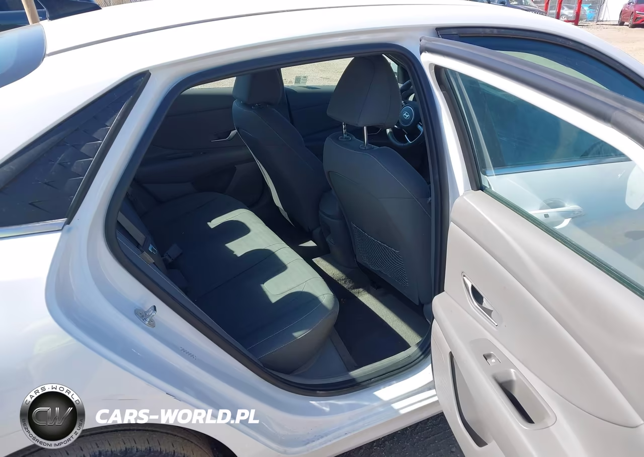 2024 Hyundai Elantra Sel VIN:KMHLS4DG1RU770943 - 8