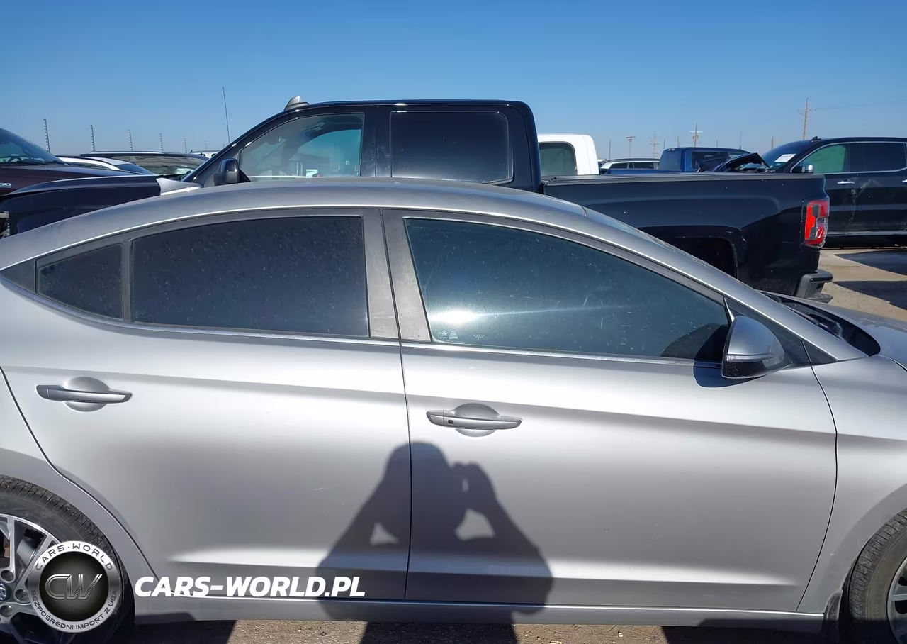2020 Hyundai Elantra Limited VIN:5NPD84LF7LH585443 - 13
