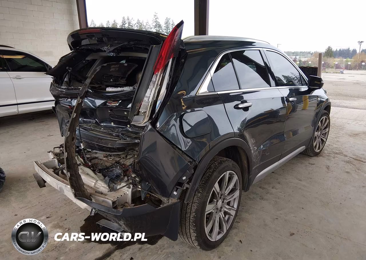 2019 Cadillac Xt4 Premium Luxury VIN:1GYFZDR43KF128224 - 4