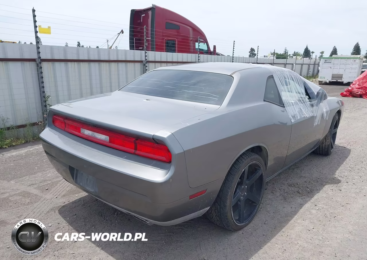 2011 Dodge Challenger VIN:2B3CJ4DG7BH565788 - 4