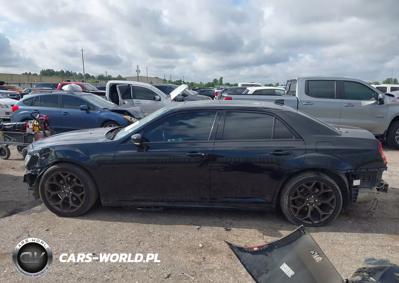 2016 Chrysler 300 300S Alloy Edition VIN:2C3CCABG1GH334570 - 15
