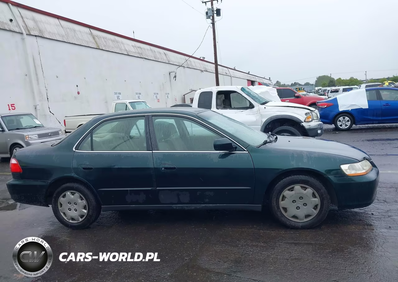1999 Honda Accord Lx VIN:JHMCG5646XC023113 - 13