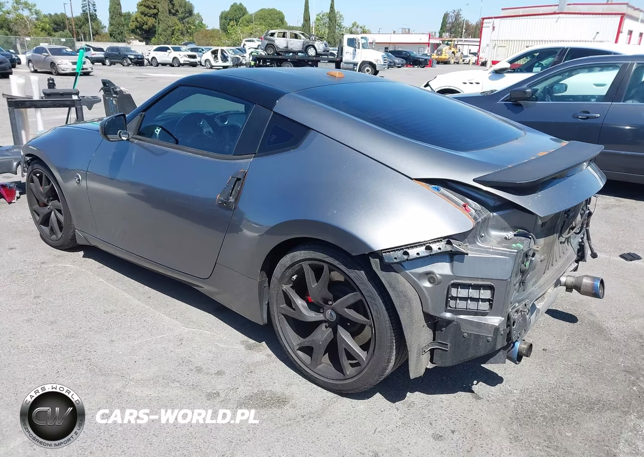 2015 Nissan 370Z Sport Tech VIN:JN1AZ4EH2FM440273 - 3