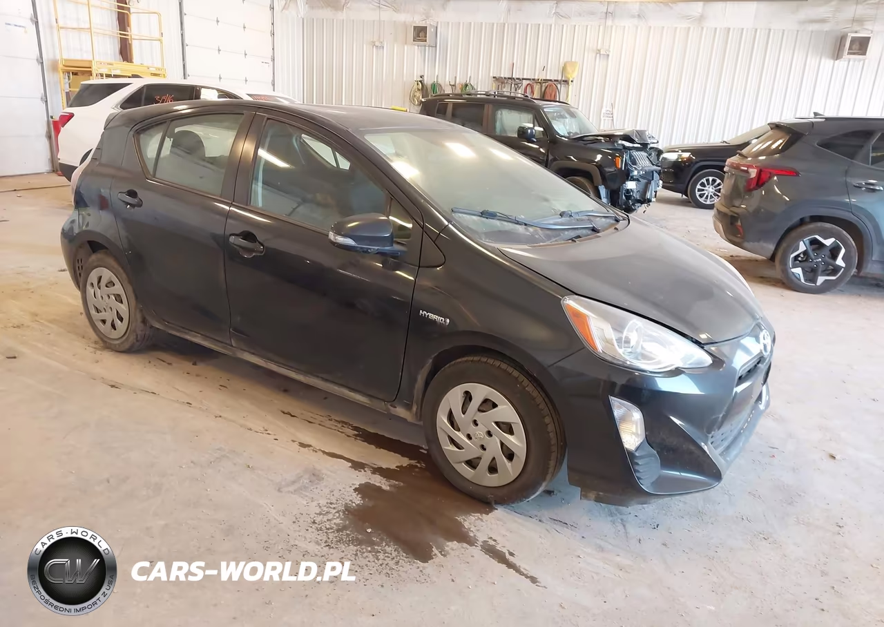 2016 Toyota Prius C Two