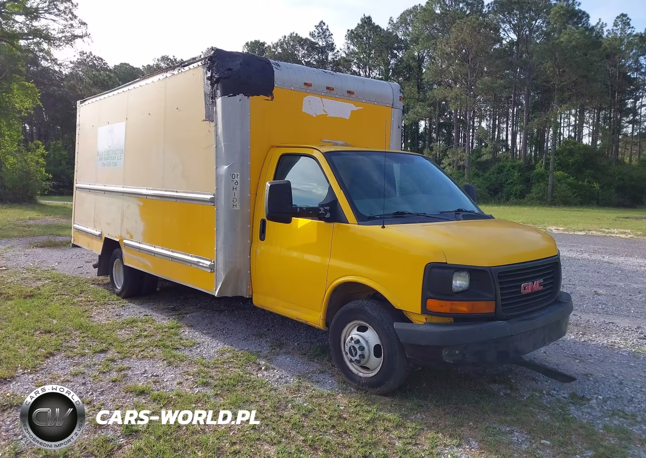 2012 GMC Savana Cutaway Work Van