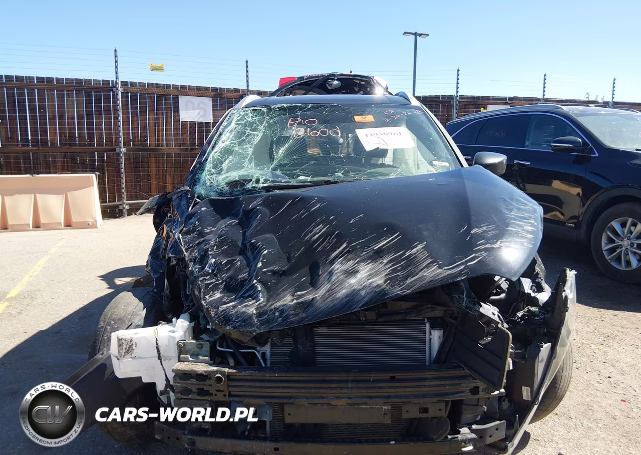 2018 Nissan Kicks S VIN:3N1CP5CU6JL541162 - 11