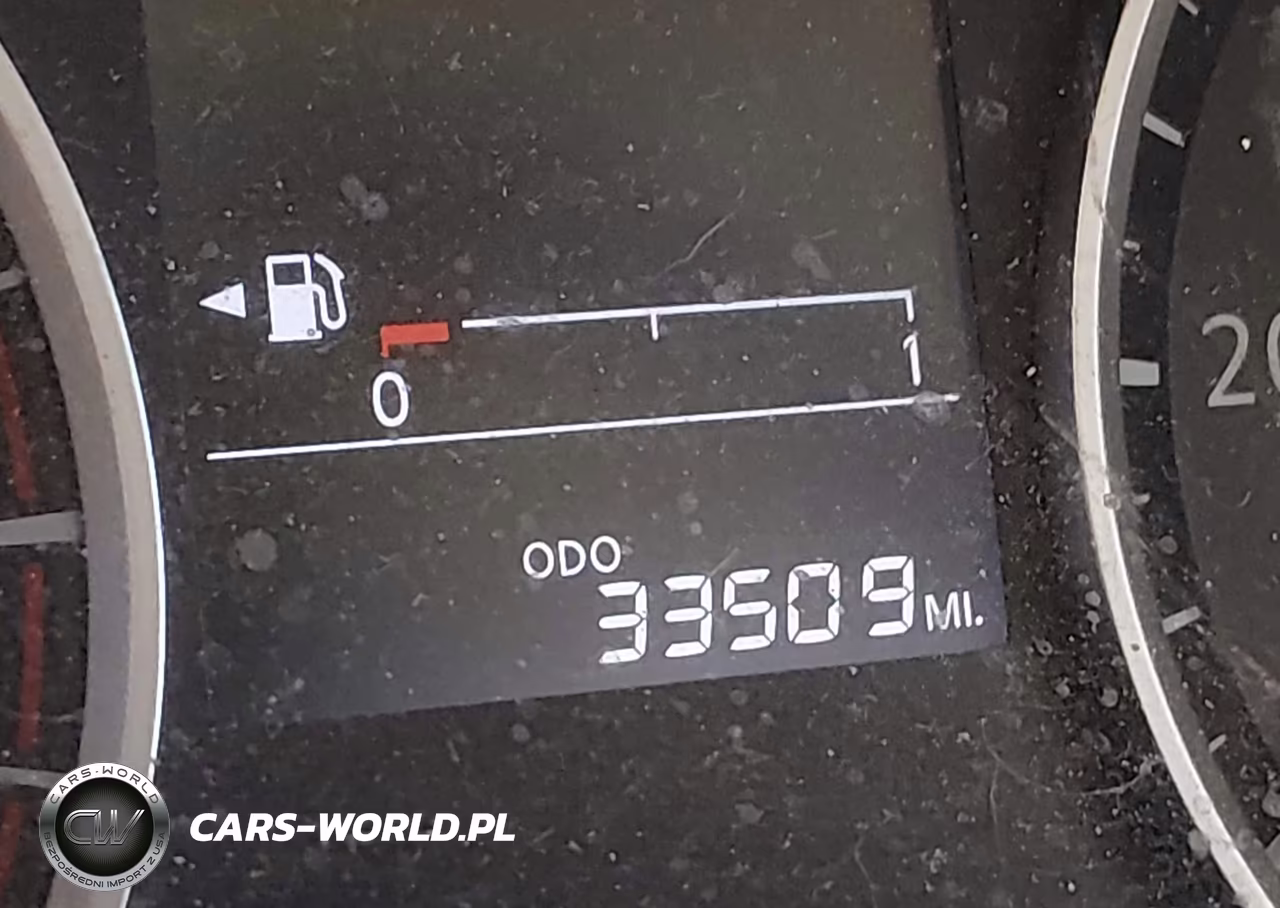 2018 Nissan Kicks S VIN:3N1CP5CU6JL541162 - 14