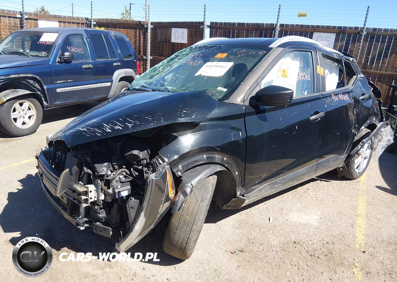 2018 Nissan Kicks S VIN:3N1CP5CU6JL541162 - 2