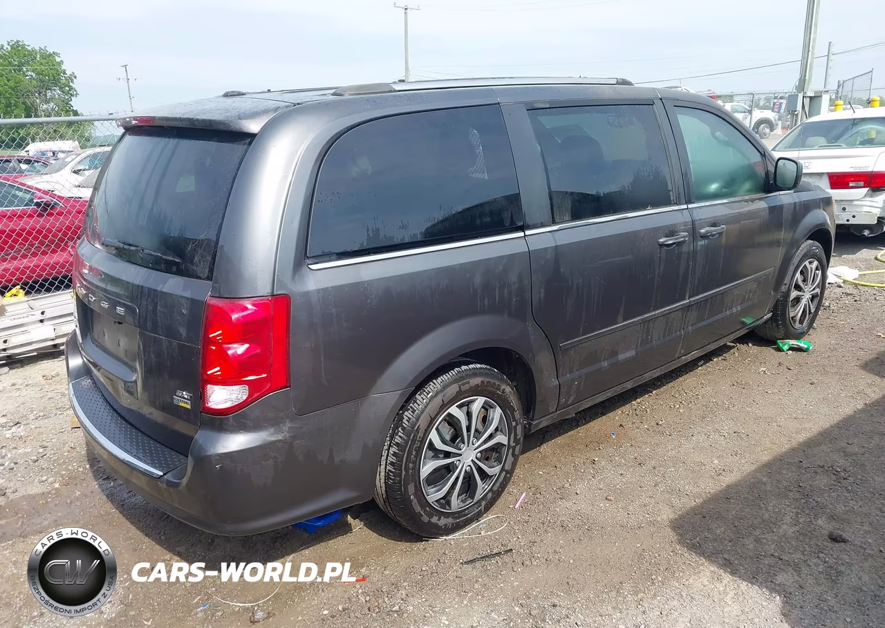 2017 Dodge Grand Caravan Sxt VIN:2C4RDGCG4HR615178 - 4