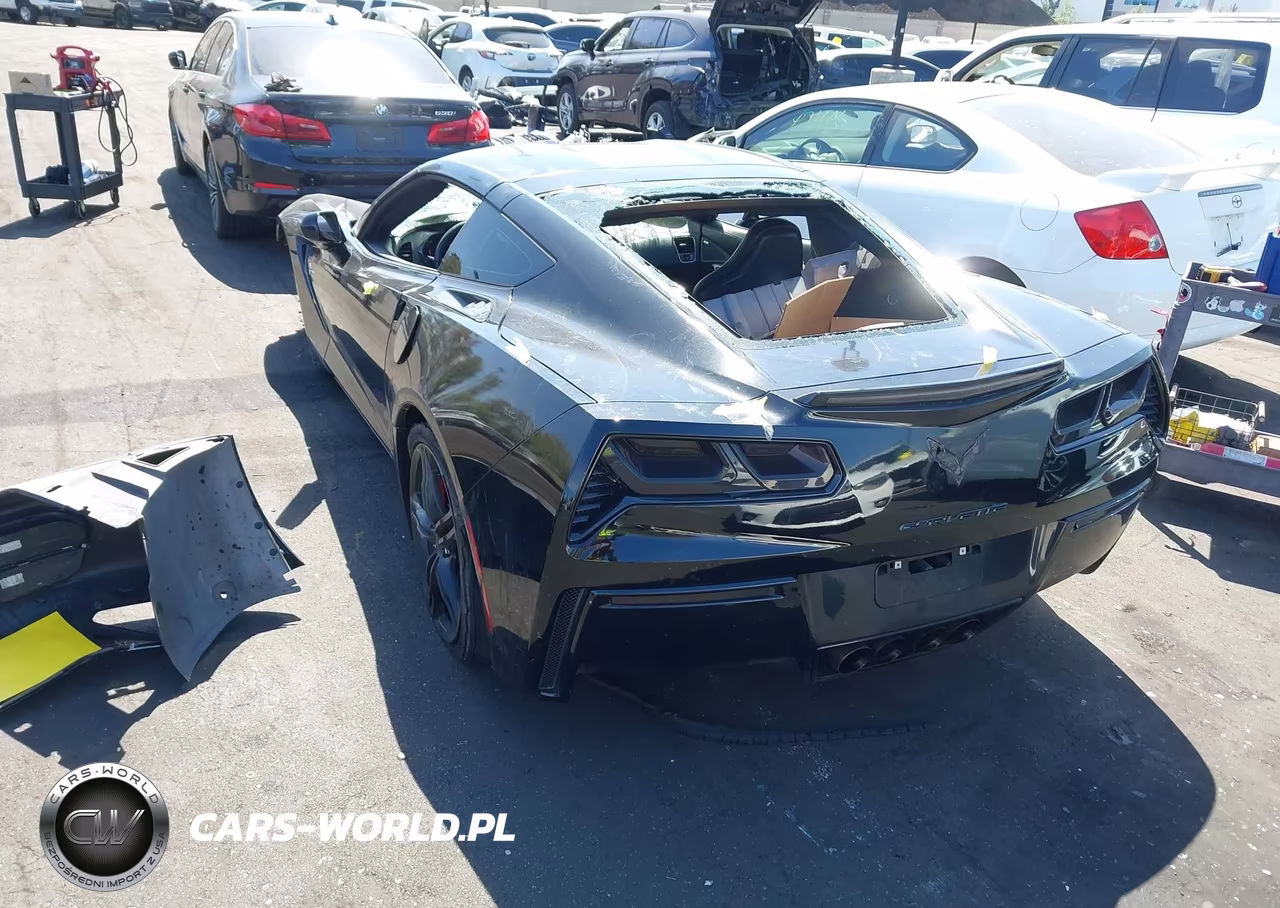 2016 Chevrolet Corvette Stingray VIN:1G1YB2D73G5106285 - 18