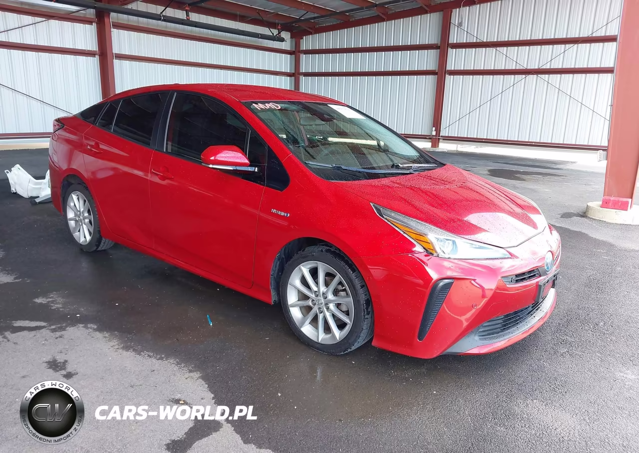 TOYOTA PRIUS