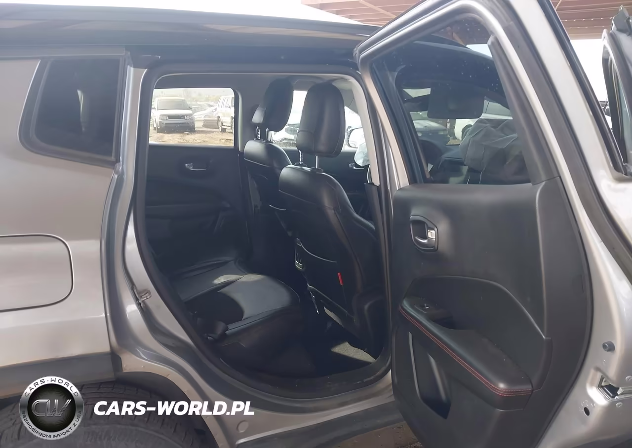 2019 Jeep Compass Trailhawk 4X4 VIN:3C4NJDDB5KT618233 - 8