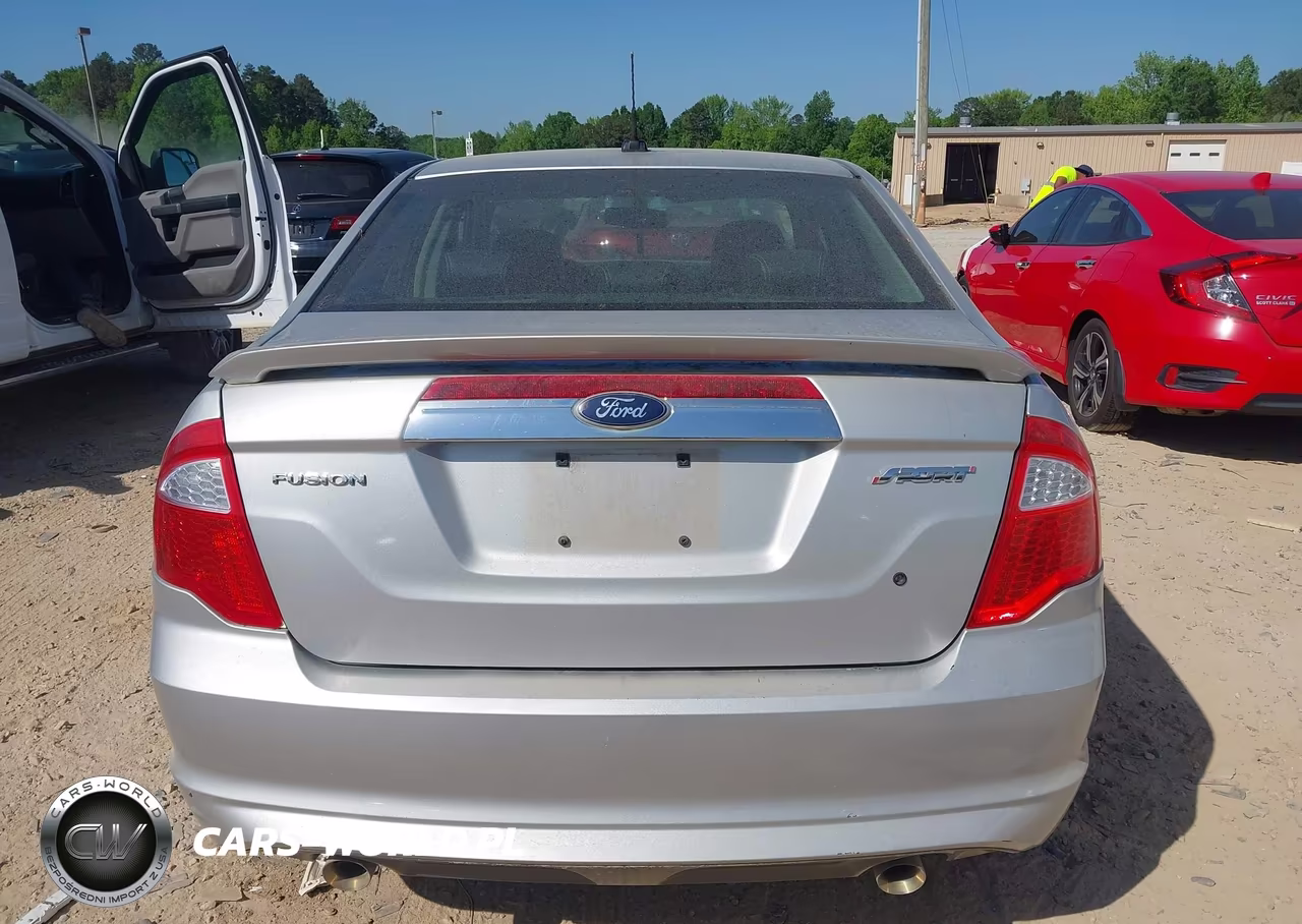 2010 Ford Fusion Sport VIN:3FAHP0KCXAR352161 - 16